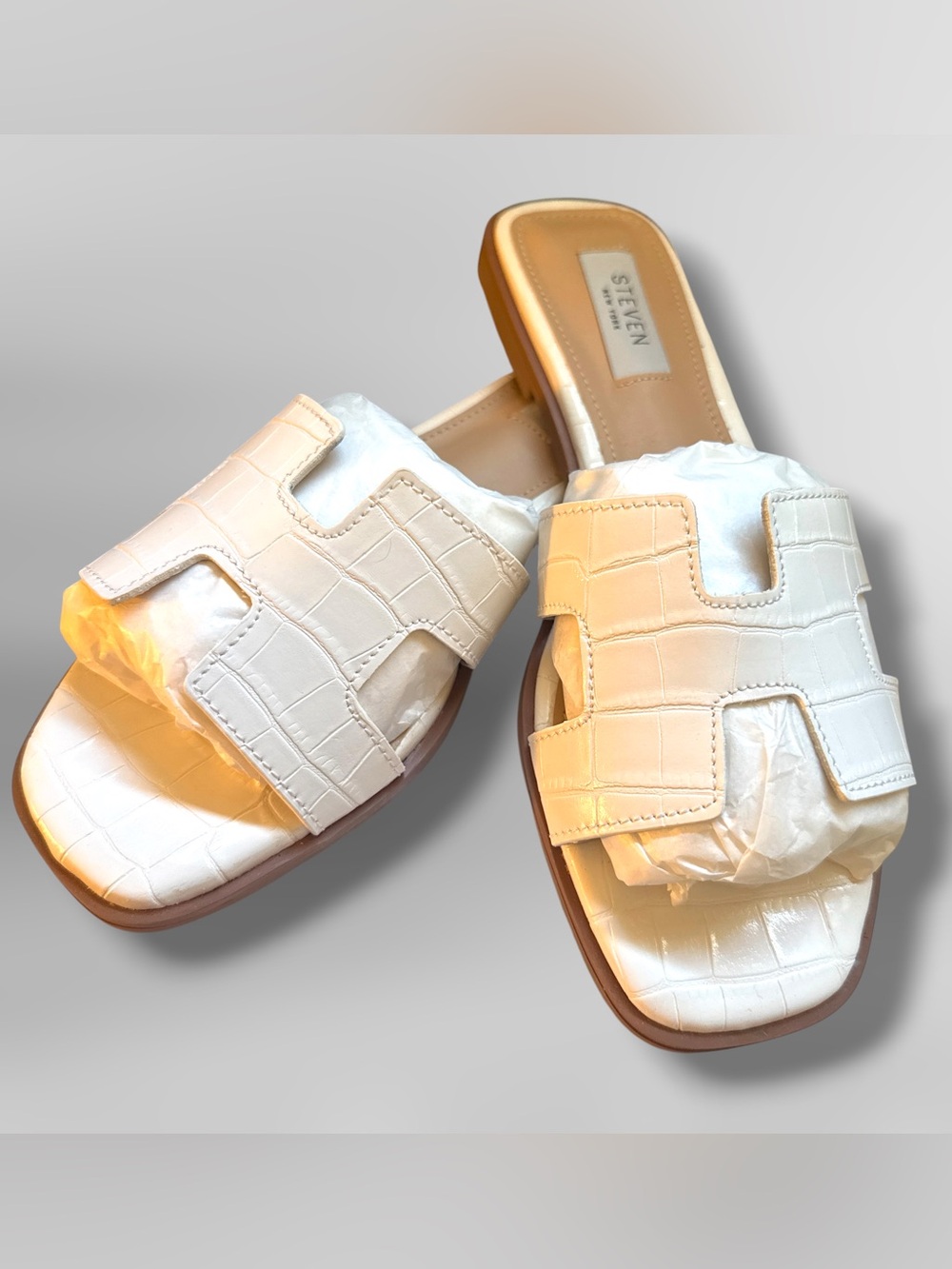 NWT Steve Madden Eadie White Croc-Embossed Slide Sandals Size 7.5